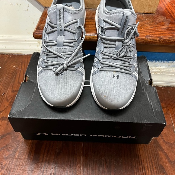 UA GREY GGS INFINITY TS